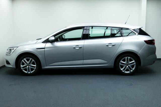 Renault MEGANE Estate 1.3 140pk TCe Limited. Navi, Clima, Cruise, Carplay/Android, Haak 1700kg