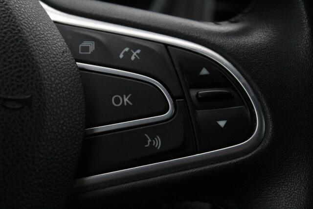 Renault MEGANE Estate 1.2 TCe Limited