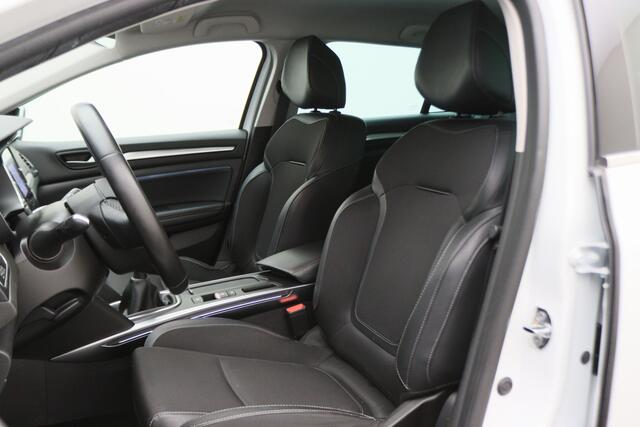 Renault MEGANE Estate 1.3 TCe Intens LED, Keyless, Apple Carplay, Climate, Cruise, PDC