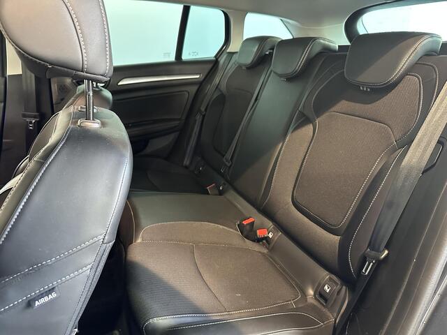 Renault MEGANE Estate 1.3 TCe 140 EDC Techno AUTOMAAT TREKHAAK | ACHTERUITRIJCAMERA | PARKEERSENSOREN VOOR&ACHTER | BLIS