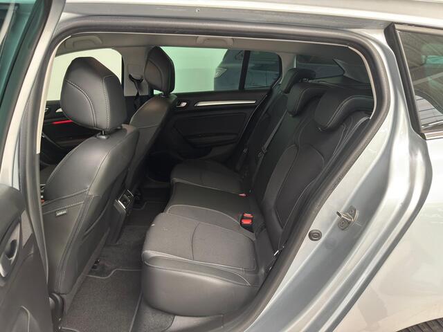 Renault MEGANE Estate 1.3 TCe 140 Techno | Navigatie | Camera | Trekhaak | All Season |