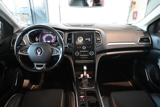 Renault MEGANE Estate 1.3 TCe Bose Automaat Trekhaak Navigatie Clima Cruise control Goed Onderhouden! Inruil Mogelijk