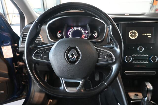 Renault MEGANE Estate 1.3 TCe Bose Automaat Trekhaak Navigatie Clima Cruise control Goed Onderhouden! Inruil Mogelijk