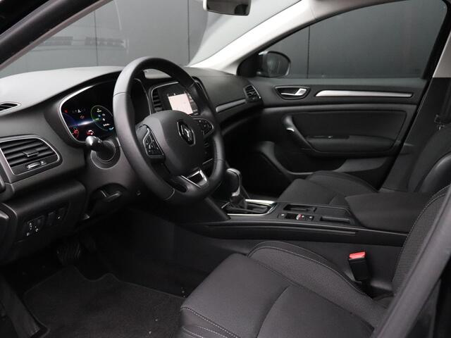 Renault MEGANE Estate 1.6 E-Tech Plug-In Hybrid 160 Equilibre | AUT. | PDC | NAVI | CRUISE |