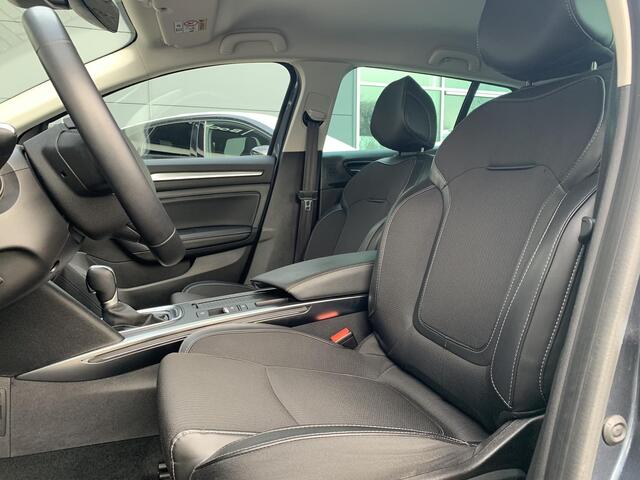 Renault MEGANE Estate 1.3 TCe 140 Techno | Dodehoekdetectie | Trekhaak