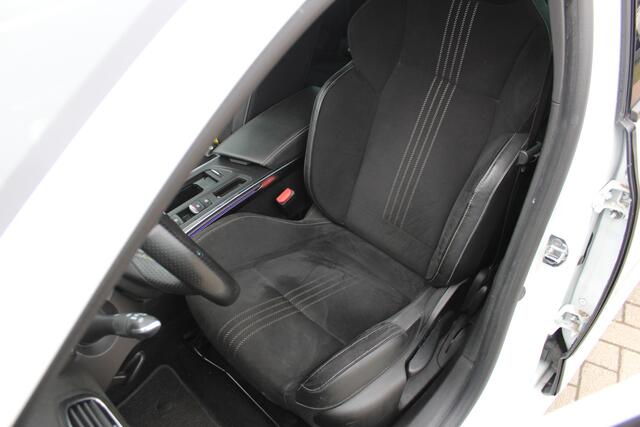 Renault MEGANE 1.6 E-Tech Plug-In Hybrid 160 R.S. Line Led-Navi-Carplay-Camera-Bose-Adapt. Cruise