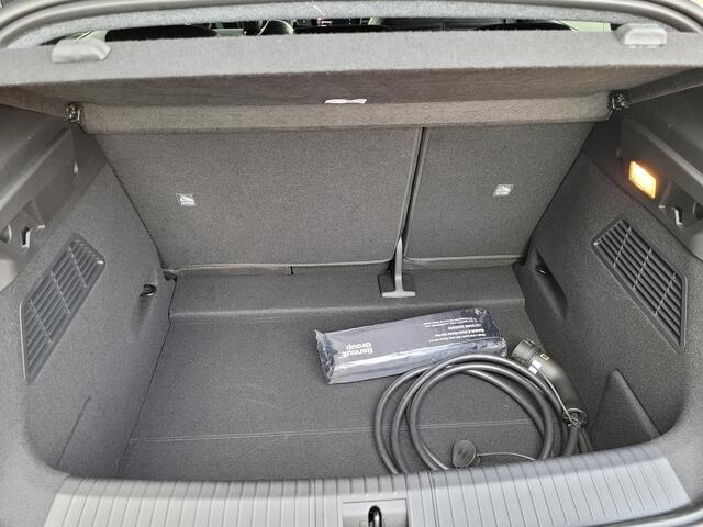 Renault MEGANE E-Tech comfort range esprit alpine 60 kWh | Google Navigatie | Harman Kardon | 360* Camera