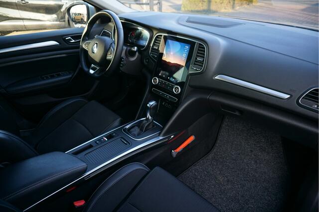 Renault MEGANE Estate 1.3 TCe 140 EDC Techno