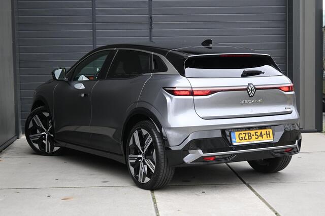 Renault MEGANE E-Tech comfort range iconic 60 kWh | HARMAN/KARDON | 360 CAMERA | STUUR/STOELVERWARMING | LEDER | ADAPT. CRUISE CONTROL | CLIMATE CONTROL | PDC | LMV