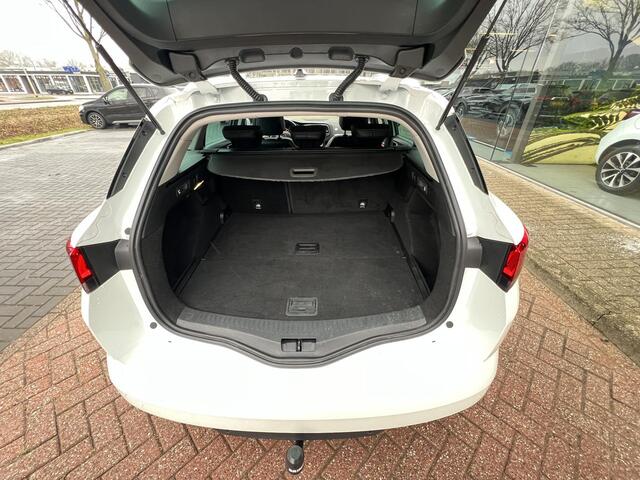 Renault MEGANE Estate 1.3 TCe 140 Techno | Automaat | Trekhaak | Navigatie | Achteruitrijcamera