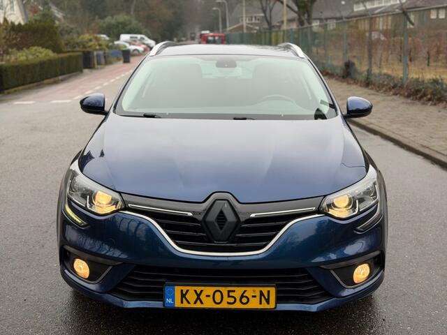 Renault MEGANE 1.2 TCE Airco - Navi - Trekhaak - PDC - 2017 !!!