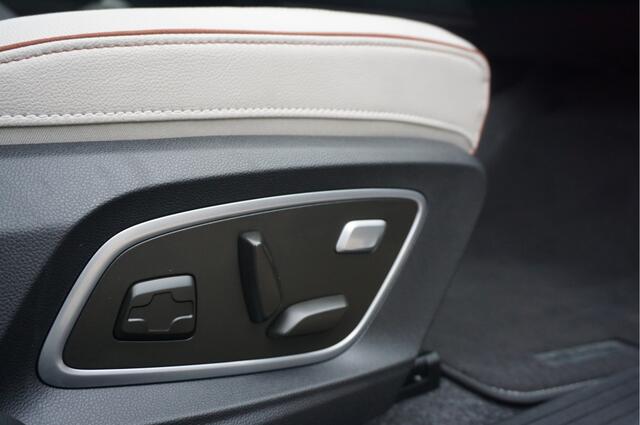 Renault MEGANE E-Tech EV60 Optimum Charge Iconic 220