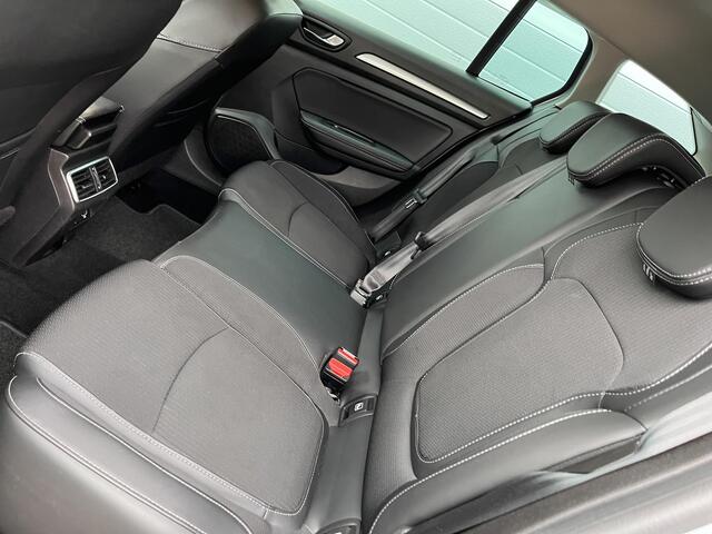 Renault MEGANE Estate 1.6 E-Tech Plug-In Hybrid 160 Intens