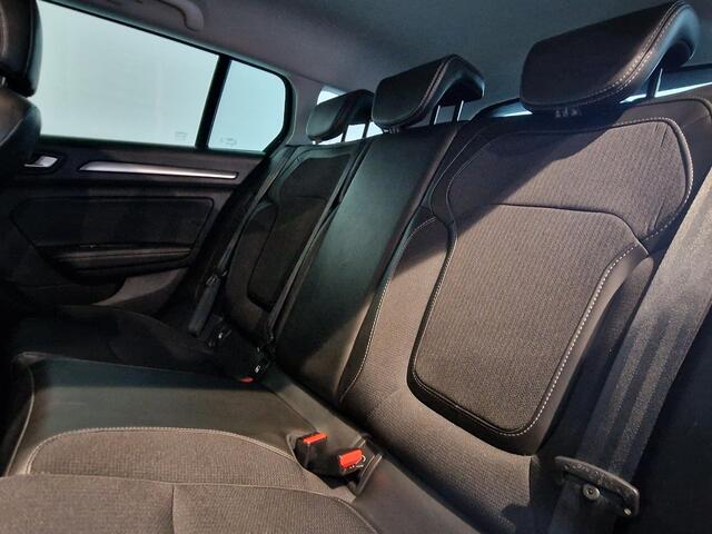 Renault MEGANE Estate 1.3 TCe 140 Techno | TREKHAAK | EDC AUTOMAAT | NAVIGATIE | DODEHOEK DETECTIE | ACHTERUITRIJCAMERA |