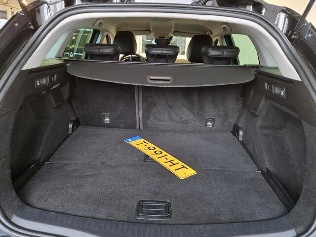 Renault MEGANE Estate 1.3 TCe 140 Techno | TREKHAAK | EDC AUTOMAAT | NAVIGATIE | DODEHOEK DETECTIE | ACHTERUITRIJCAMERA |