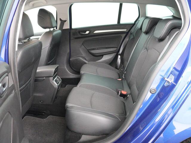 Renault MEGANE 1.3 TCe Intens | Trekhaak | Carplay | Keyless | Navigatie | Full LED | Parkeerhulp | Climate control | Bluetooth | Cruise control