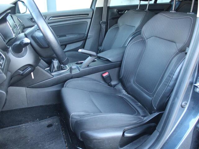 Renault MEGANE Estate 1.2 TCe Zen | NAVIGATIE |