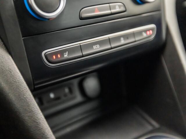 Renault MEGANE 1.2 TCe GT Line (VIRTUAL COCKPIT, APPLE CARPLAY, NAVIGATIE, CLIMATE, STOELVERWARMING, KUIPSTOELEN, KEYLESS, SFEERVERLICHTING, LED KOPLAMPEN, NIEUWSTAAT)