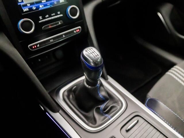 Renault MEGANE 1.2 TCe GT Line (VIRTUAL COCKPIT, APPLE CARPLAY, NAVIGATIE, CLIMATE, STOELVERWARMING, KUIPSTOELEN, KEYLESS, SFEERVERLICHTING, LED KOPLAMPEN, NIEUWSTAAT)