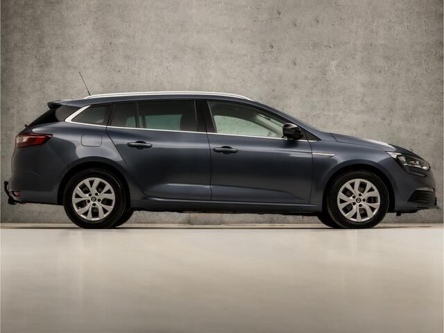 Renault MEGANE Estate 1.3 TCe Sport 141Pk Automaat (VIRTUAL COCKPIT, APPLE CARPLAY, NAVIGATIE, KEYLESS, SPORTSTOELEN, GETINT GLAS, TREKHAAK, CRUISE, NIEUWSTAAT)