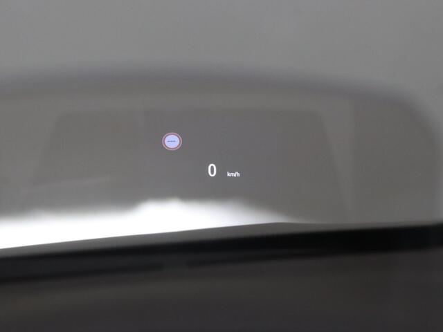 Renault MEGANE 1.3 TCe Business Edition One BOSE | Head-Up | Camera | Adapt. Cruise | Stoelverw. | Trekhaak afneembaar