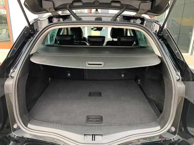 Renault MEGANE Estate 1.3 TCe 140 Techno | Automaat | Trekhaak | Navigatie | Climate Control |