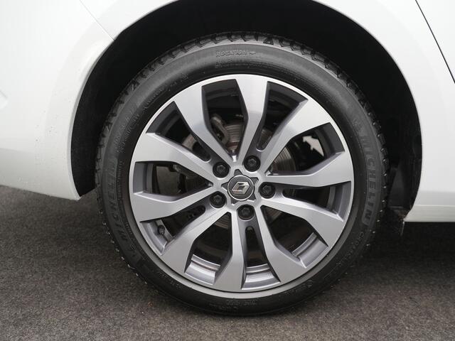 Renault MEGANE Estate TCe 140 EDC Techno - RIJKLAARPRIJS - Automaat - All Seasonbanden - Achteruitrijcamera - Cruise Control - Trekhaak