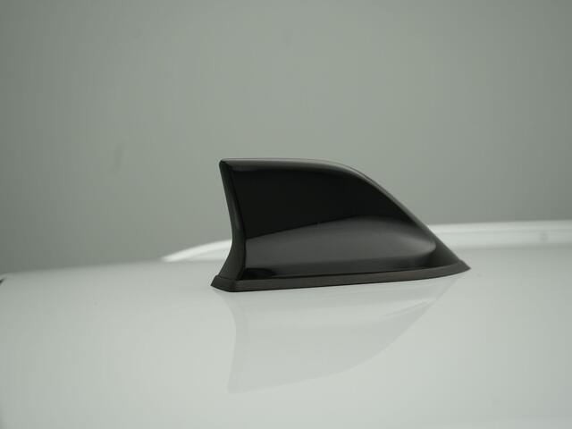 Renault MEGANE Estate TCe 140 EDC Techno - RIJKLAARPRIJS - Automaat - All Seasonbanden - Achteruitrijcamera - Cruise Control - Trekhaak