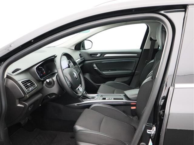 Renault MEGANE Estate 1.3 TCe 140 Techno/ lage km/ trekhaak!