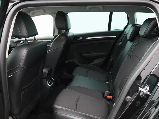 Renault MEGANE Estate 1.3 TCe 140 Techno/ lage km/ trekhaak!