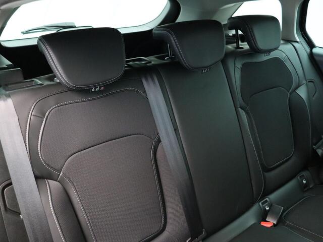 Renault MEGANE Estate 1.3 TCe 140 Techno | Trekhaak | 1700kg Trekgewicht | Achteruitrijcamera | Navigatie |