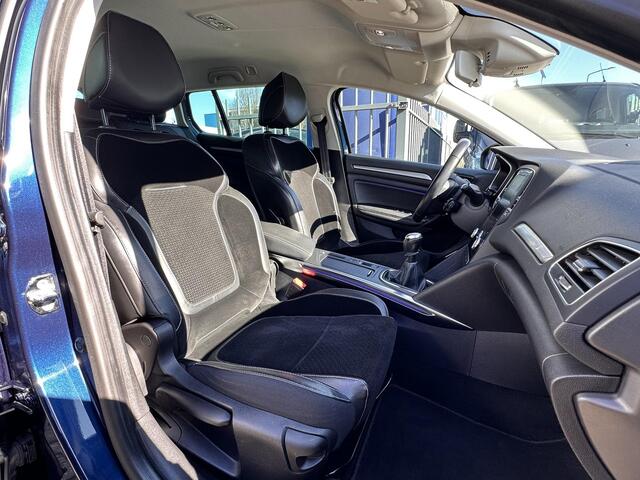 Renault MEGANE Estate 1.2 TCe Intense GROOTNAVI/18INCH/HALFLEDER/STOELVERWARMING
