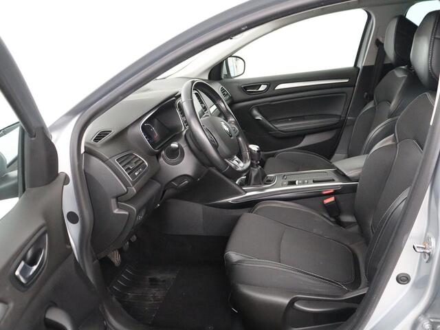 Renault MEGANE 1.3 TCe Intens | Trekhaak | Carplay | Keyless | Navigatie | Full LED | Climate control | Parkeerhulp | Bluetooth | Cruise control