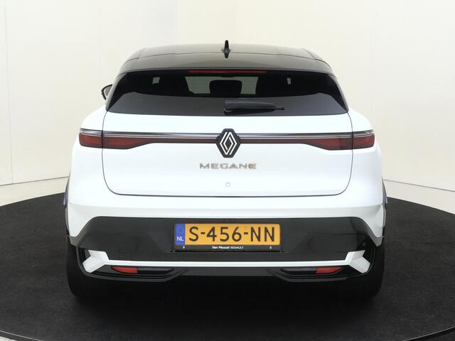 Renault MEGANE E-Tech EV40 Boost Charge Techno | Apple Carplay/Android | cruise control adaptief | electronic climate control | full-LED koplampen | lederen/stof bekleding | navigatiesysteem | rijstrooksensor met correctie | two-tone |