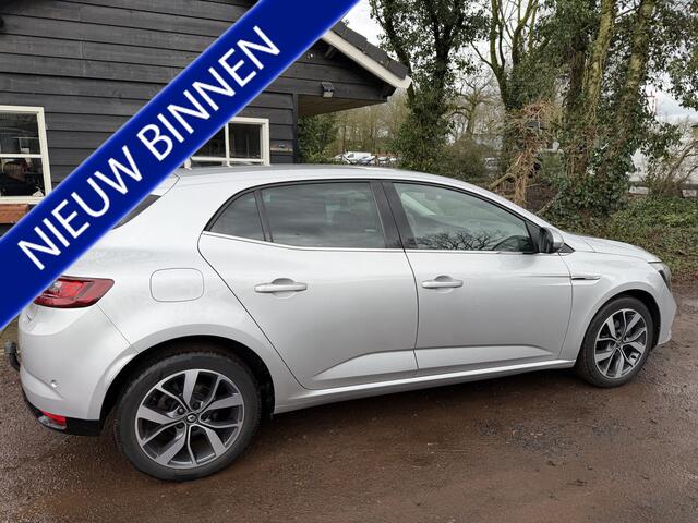 Renault MEGANE 1.3 TCe Bose CARPLAY|LED|CAMERA