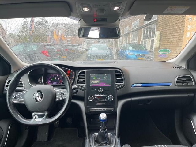 Renault MEGANE ESTATE TCe 130 GT-LINE SPORT PANODAK/TREKHAAK/CARPLAY/NL-AUTO