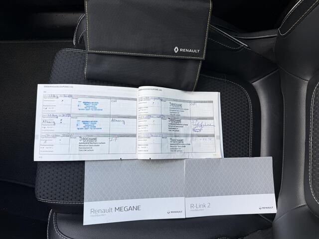 Renault MEGANE 1.3 TCe Bose / Trekhaak (Trekgewicht 1650 KG ) / Cruise Control / Achteruitrijcamera / Dode Hoek Detectie / Bose Geluidsinstallatie/ Navigatie