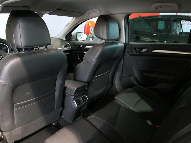 Renault MEGANE Estate 1.3 TCe 140 Techno - Trekhaak - Dodehoek - Parkeerassistent - Allseasons