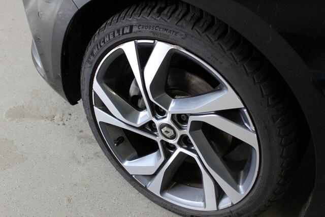 Renault MEGANE Estate 1.6 E-Tech Plug-In Hybrid 160 R.S. Line | PANO-DAK | CAMERA | AFN-TRHAAK | LED | STOEL-VERW | NAVIGATIE | 18'LMV |