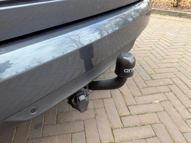 Renault MEGANE Estate 1.2 TCe Limited/NIEUWE DISTRKETTING/NAVI/PDC/THAAK/CRUISE/