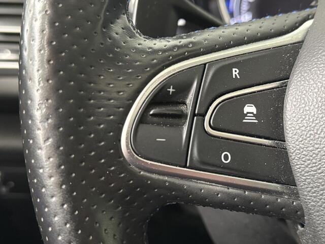 Renault MEGANE Estate 1.6 TCe GT | Trekhaak | Dealer Onderhouden | Achteruitrijcamera | Panoramadak |