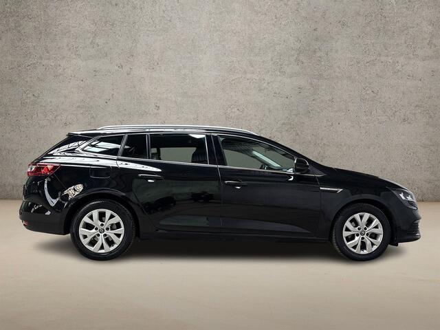 Renault MEGANE Estate 1.3 TCe Sport 141Pk Automaat (VIRTUAL COCKPIT, APPLE CARPLAY, NAVIGATIE, TREKHAAK, SPORTSTOELEN, GETINT GLAS, LM VELGEN, KEYLESS, PARKEERSENSOREN, NIEUWSTAAT)