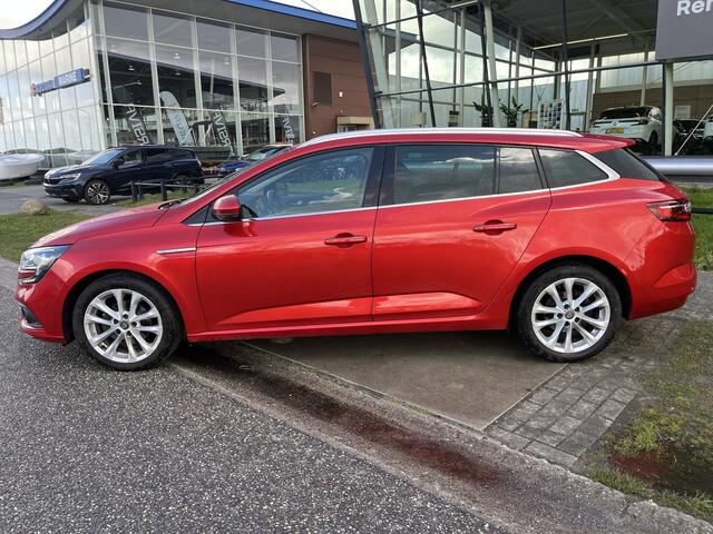Renault MEGANE Estate 1.2 132PK TCe Limited / Camera / Blind spot warning / PDC V+A / Keyless / Cruise / 17''LMV / 2e Paasdag open 09.00-17.00 uur
