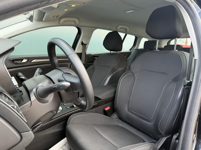 Renault MEGANE Estate BWJ 2022 1.6 160 PK E-Tech Plug-In Hybrid 160 Zen NIEUW BINNEN !!