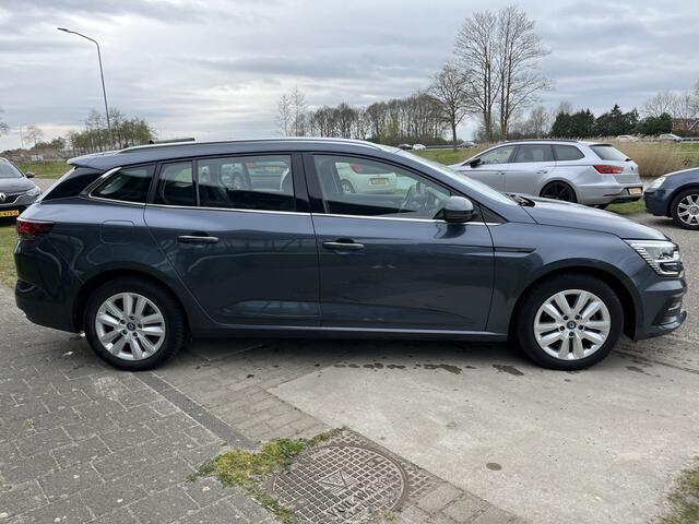 Renault MEGANE Estate 1.6 E-Tech Plug-In Hybrid 160PK Business / 2e Paasdag open 09.00-17.00 uur