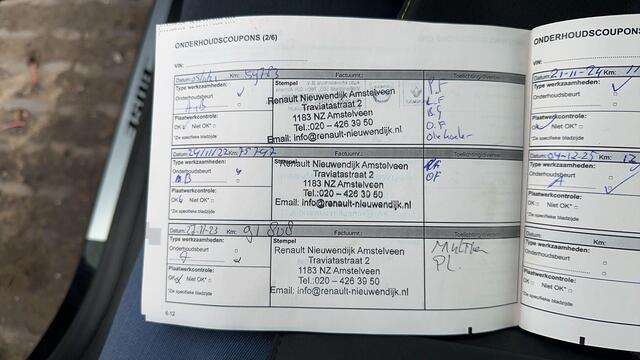 Renault MEGANE Estate 1.2 TCe Bose / FOTO'S VOLGEN / AUTO IS BINNEN / DEALER ONDERHOUDEN