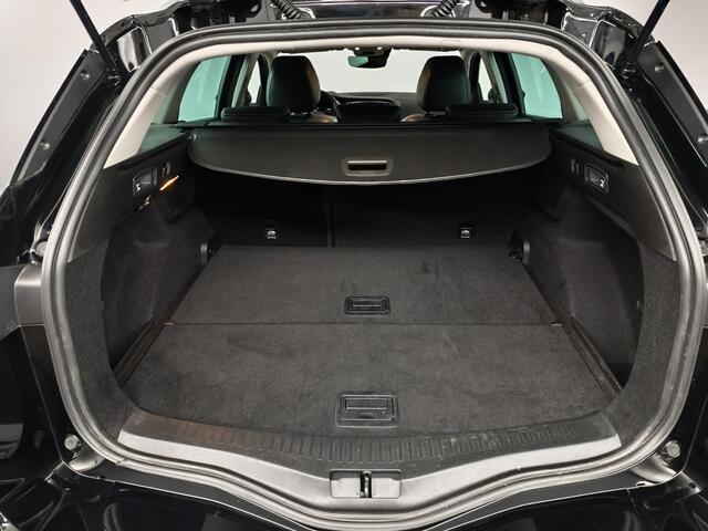 Renault MEGANE Estate 1.3 TCe 140 Techno Automaat | Trekhaak | Navigatie | Carplay/Android |