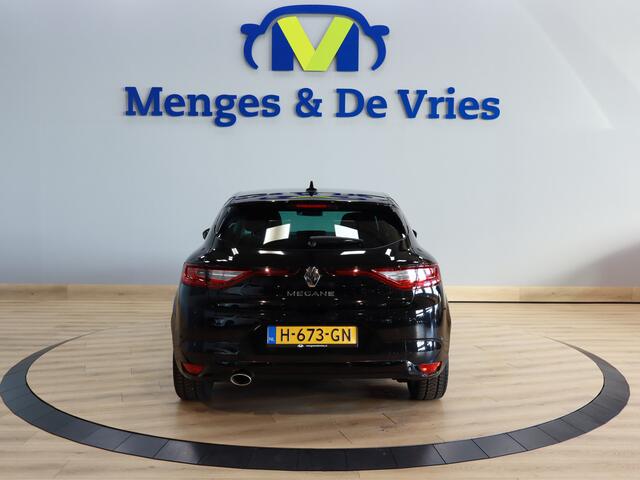 Renault MEGANE 1.3 TCe Bose Airco ECC | Camera | Stoelverwarming | Apple Carplay | Navigatie | Isofix | NAP