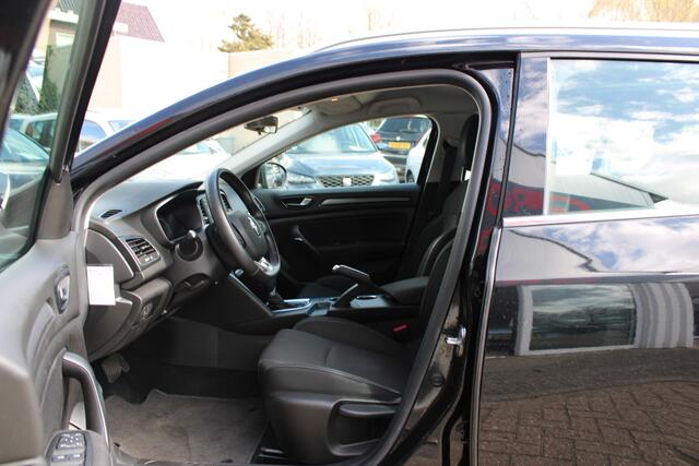 Renault MEGANE Estate 1.3 TCe Business Zen