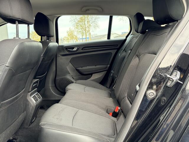 Renault MEGANE Estate 1.2 TCe Zen - navi - airco - trekhaak - nap!